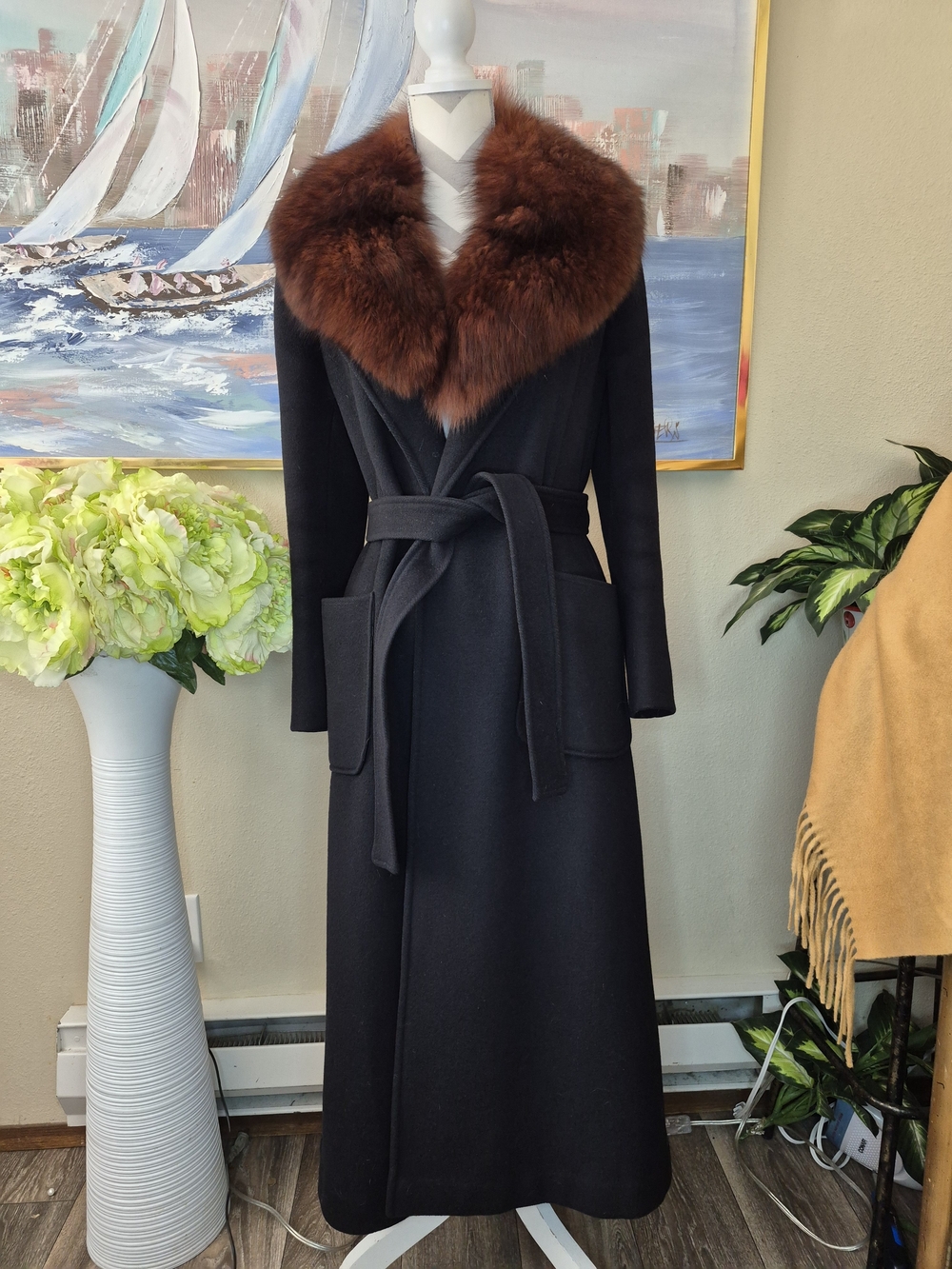 Vintage Central Park Womens Black Long Wool Trench Coat with Brown Fur Collar